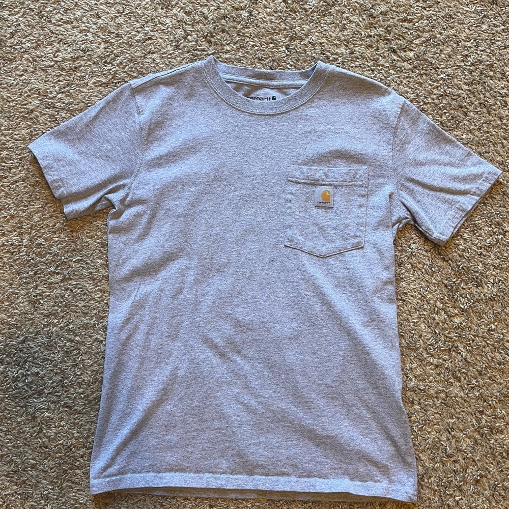 xs gray carhartt shirt with front pocket